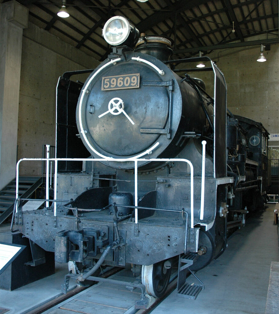 展示蒸気機関車 三笠鉄道村